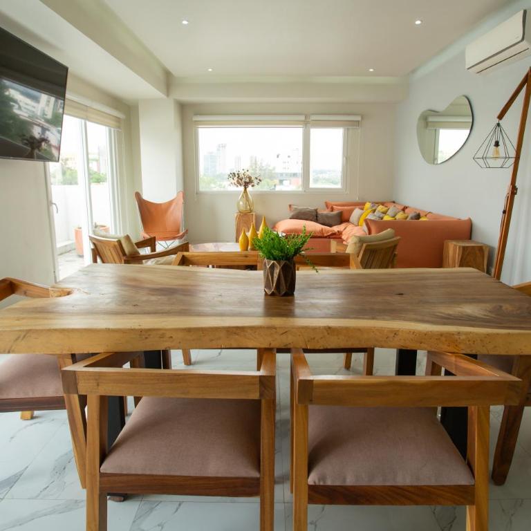 Centrico departamento de 3 habitaciones - Three-Bedroom Apartment - 34