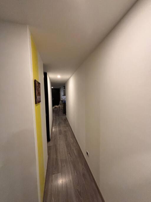 Apartamento central, espacioso, cómodo, cálido y tranquilo - Apartamento de 3 dormitorios - 11