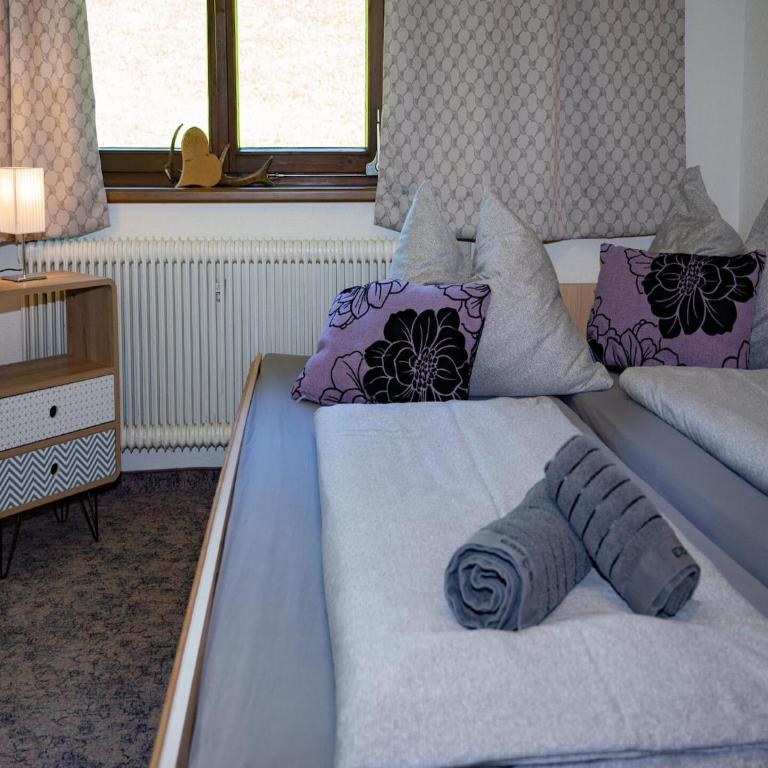 Farmhouse in Hollersbach with Mountain Views - Three-Bedroom Apartment - 15