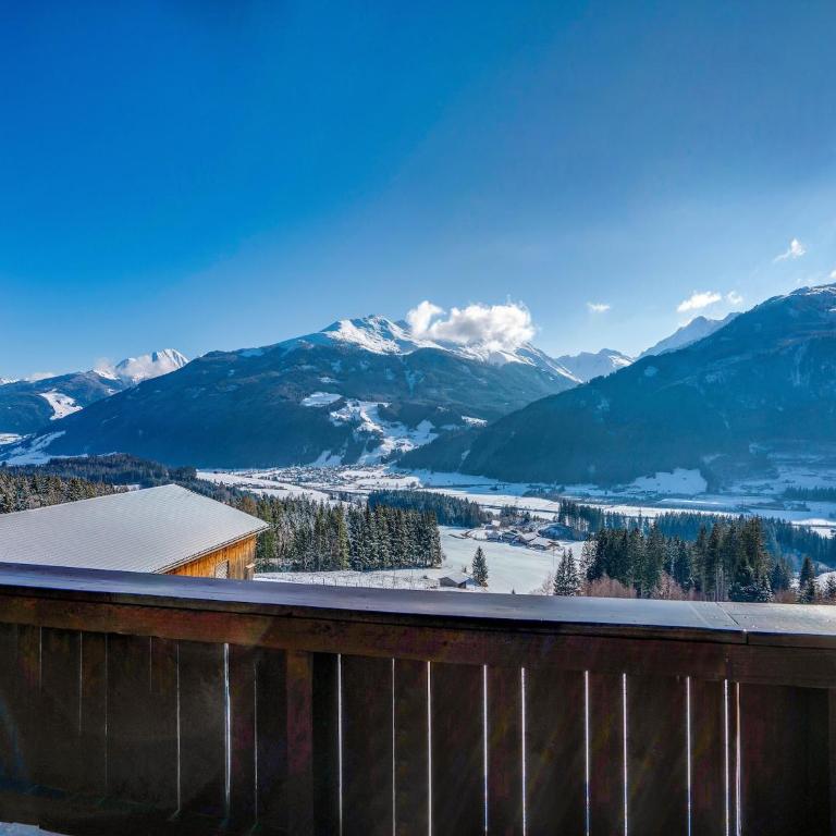 Farmhouse in Hollersbach with Mountain Views - Three-Bedroom Apartment - 3