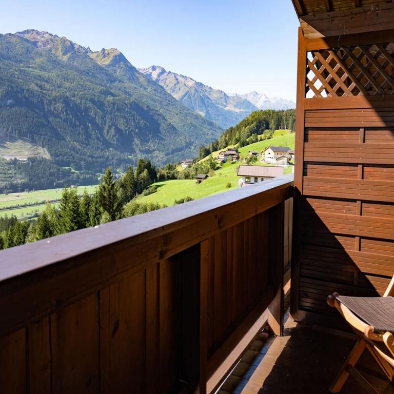 Farmhouse in Hollersbach with Mountain Views - Three-Bedroom Apartment - 22