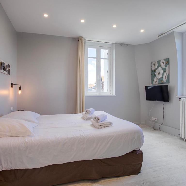 Centre Ville Deauville - Two-Bedroom Apartment - 9