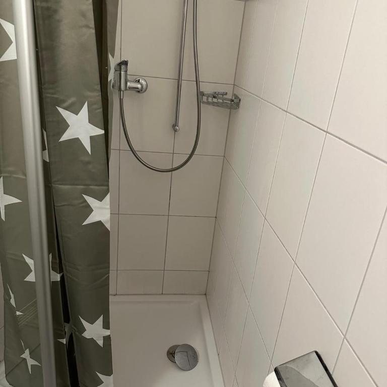 Studio 102 - Riverside - One-Bedroom Apartment - 5