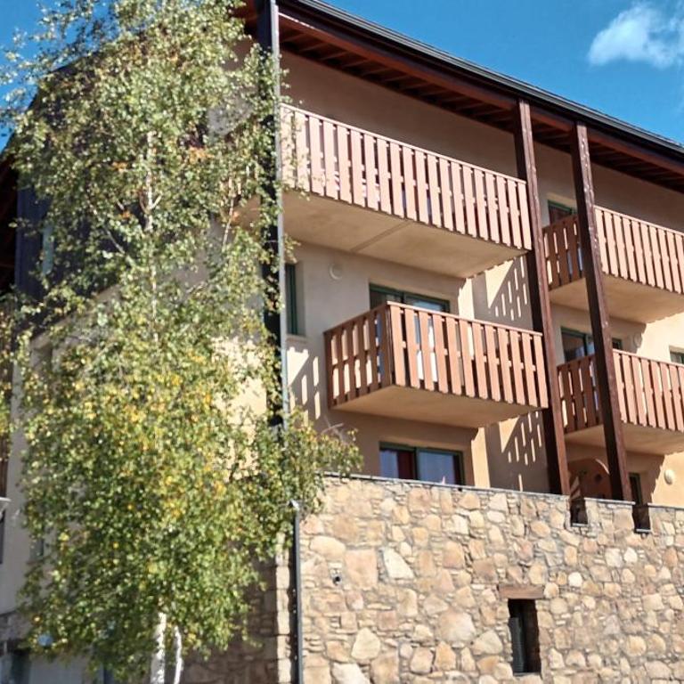 Vue panoramique - Confortable - Piscine - Randonnées - Skis - Appartement 1 Chambre - 18