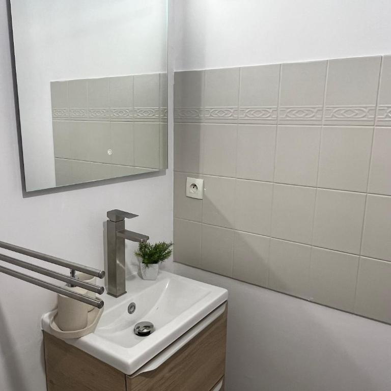 Studio centre ville moderne - Apartment mit 1 Schlafzimmer - 2