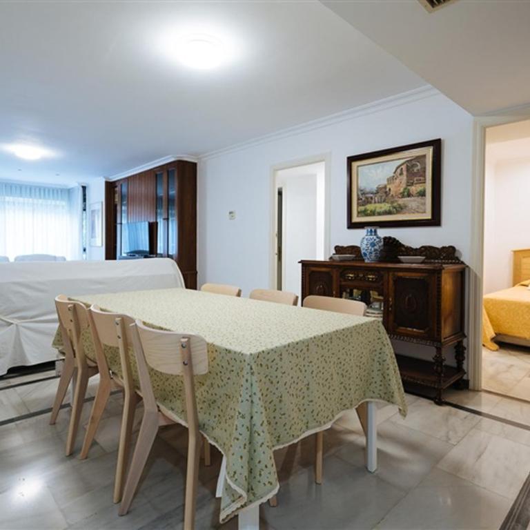 VIVIENDA TURISTICA ATANASIO BARRON- Free PARKING - Apartamento con 4 dormitorios - 6