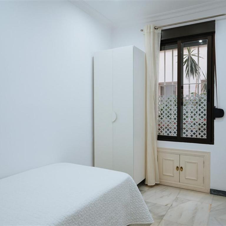 VIVIENDA TURISTICA ATANASIO BARRON- Free PARKING - Apartamento con 4 dormitorios - 24