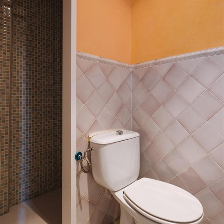VIVIENDA TURISTICA ATANASIO BARRON- Free PARKING - Apartamento con 4 dormitorios - 32