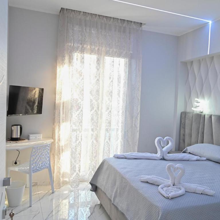 bebsantaniellohouse1 - Double Room with Balcony - 21