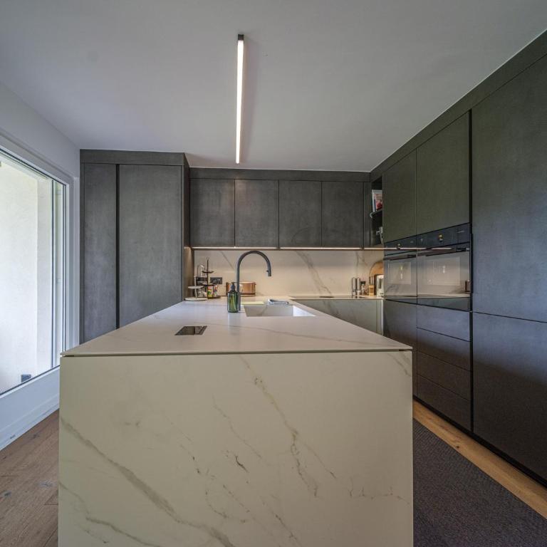 Luxury Mountain Apartment with Private Sauna and Underground Parking - Apartamento - 4