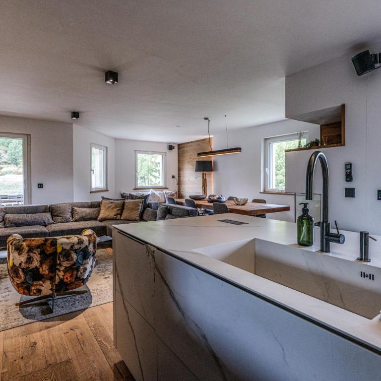 Luxury Mountain Apartment with Private Sauna and Underground Parking - Apartamento - 34