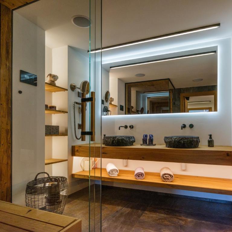 Luxury Mountain Apartment with Private Sauna and Underground Parking - Apartamento - 43