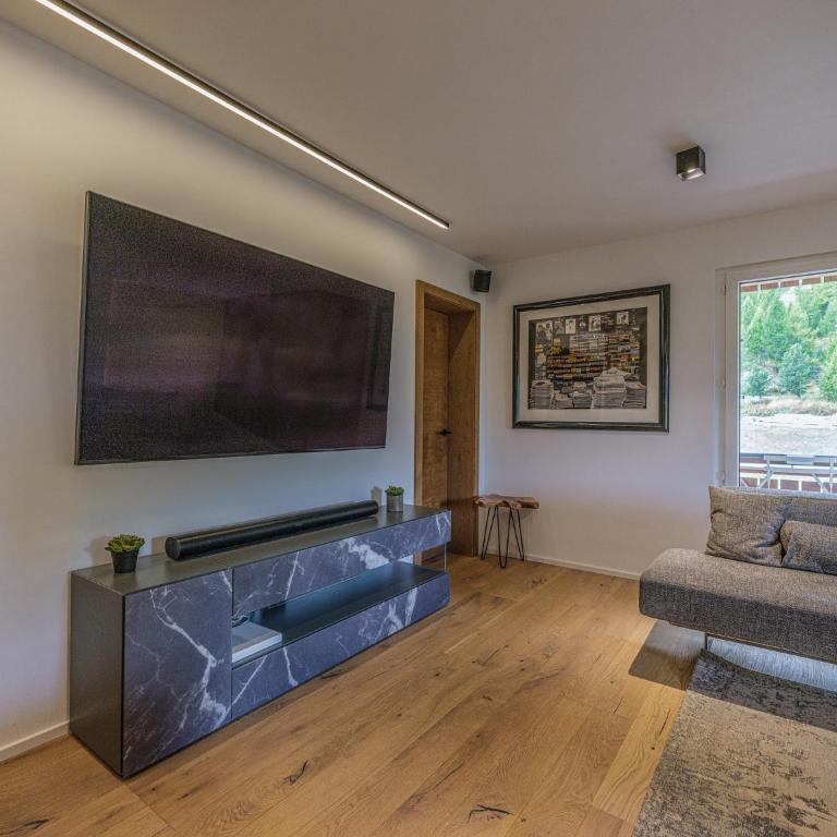 Luxury Mountain Apartment with Private Sauna and Underground Parking - Apartamento - 46