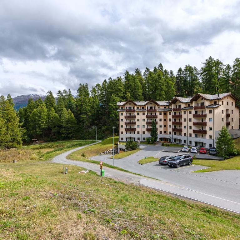 Luxury Mountain Apartment with Private Sauna and Underground Parking - Apartamento - 50