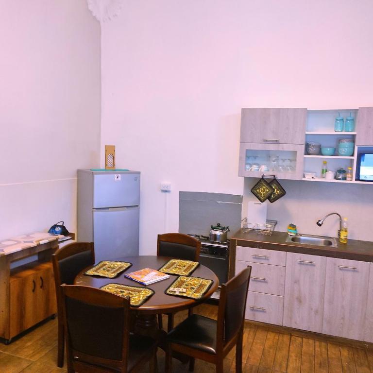 Misti Apartment Hostal - Apartment - 1