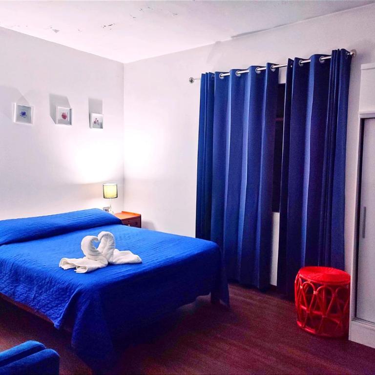 Misti Apartment Hostal - Double Room with Shared Bathroom - 1