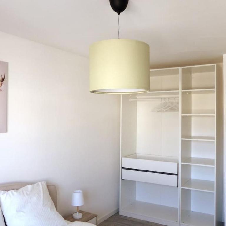 Appartement avec 2 chambres et parking privé - Appartement 2 Chambres - 2