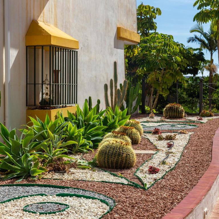 Modern Sea & Golf View 2-Bedroom Apartment with Pool and Terrace in Mijas - Apartamento de 2 dormitorios - 39
