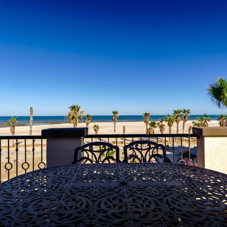 Condo 77-3. On the Beach , First Class, on the Sea of Cortez - Casa - 2