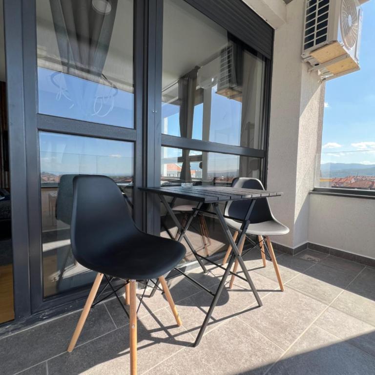 LiboroApartments - Two-Bedroom Apartment with City View - 3