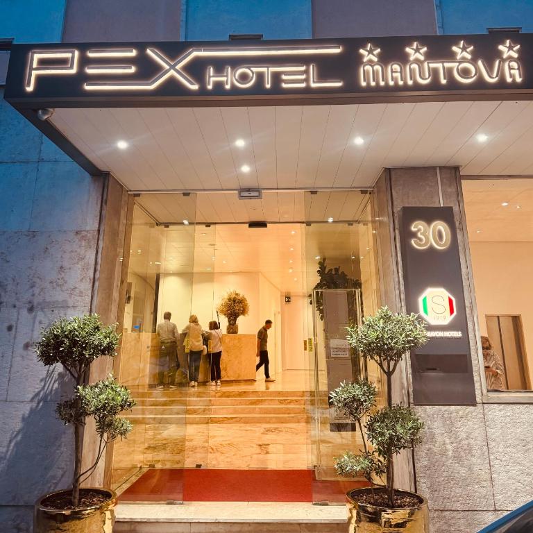 Hotel Pex Mantova - Camera Economy Matrimoniale/Doppia con Letti Singoli - 1