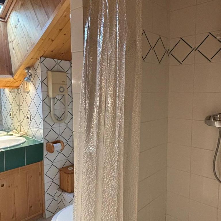 Bel appartement 4 pièces à Méribel, 8 pers., proche des pistes, parking, Wifi - FR-1-411-954 - Appartement - 10