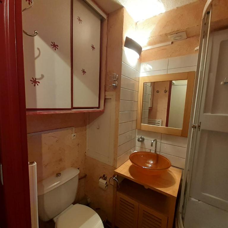 Studio cosy pour 4 pers. à 20m du télécabine, cuisine équipée, balcon, 3ème étage ascenseur - FR-1-561-117 - Estudio - 11