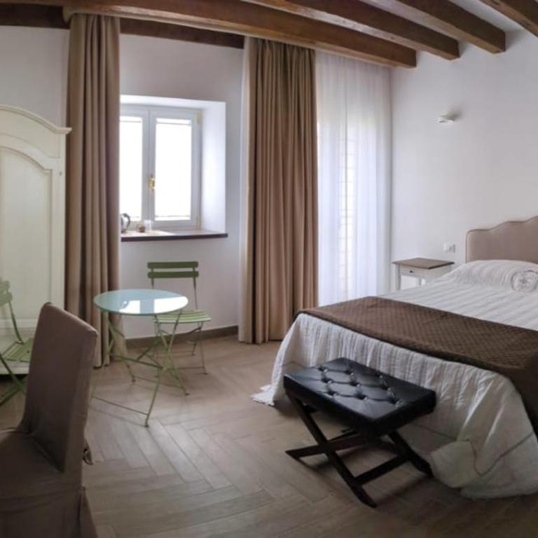 Suite il ritrovo dei poeti - Deluxe Double Room with Side Sea View - 3