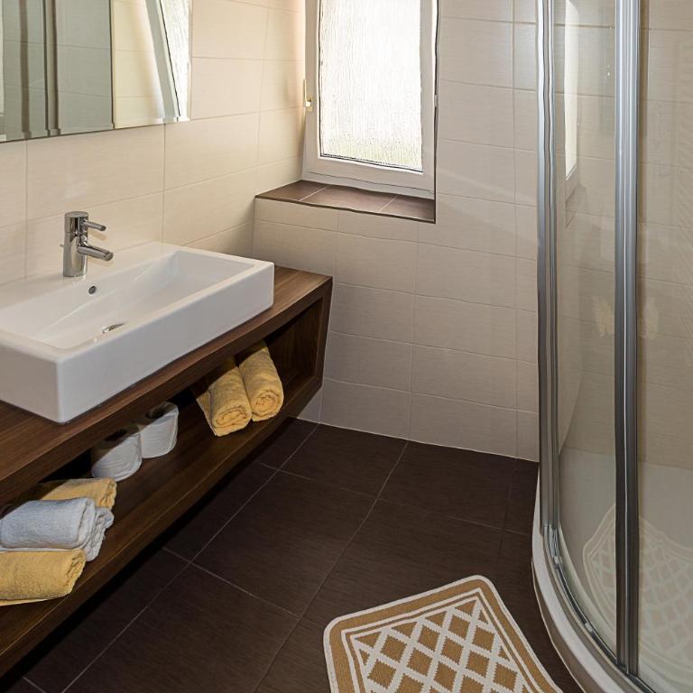 Garni Hotel Dorothea - Apartamento con balcón - 4