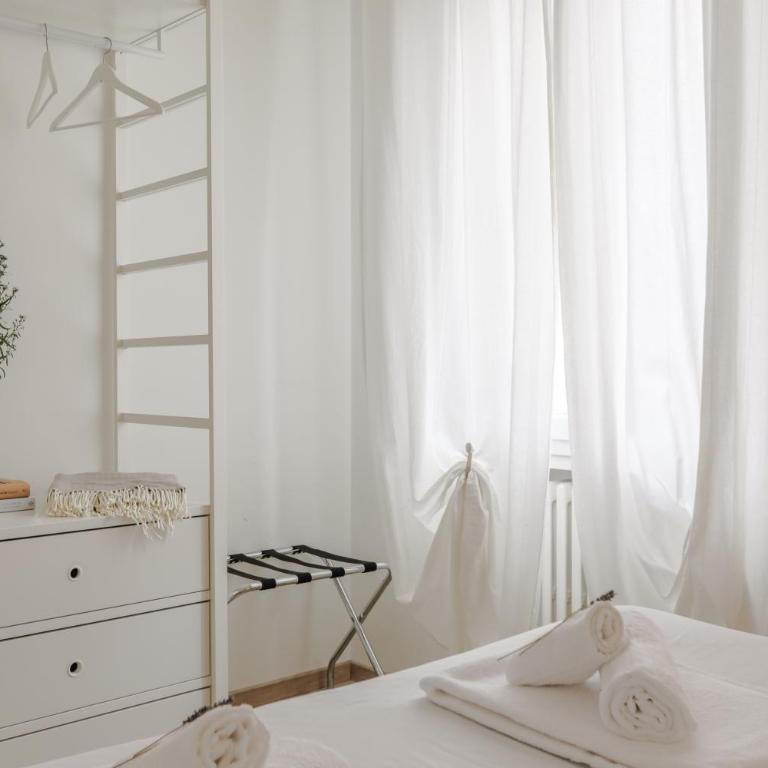 Family 3 - Two-Bedroom House - 4