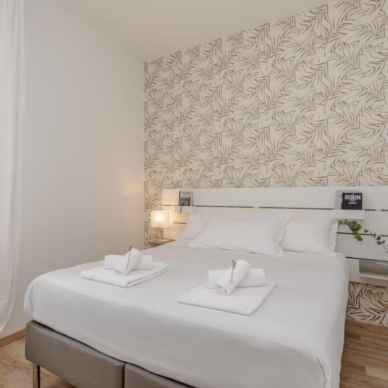 Family 3 - Two-Bedroom House - 23
