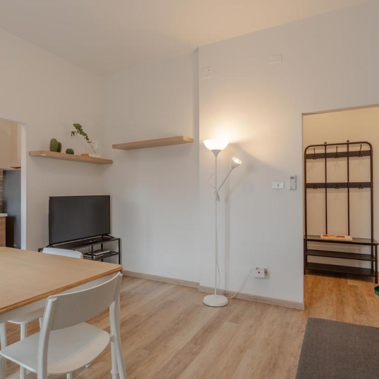 Family 3 - Two-Bedroom House - 6