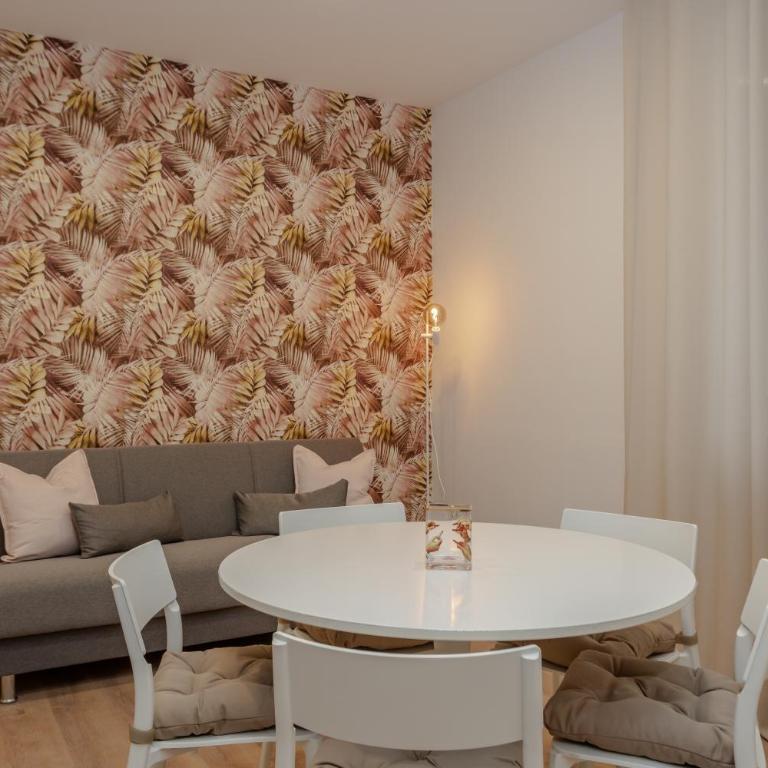 Family 3 - Two-Bedroom House - 18