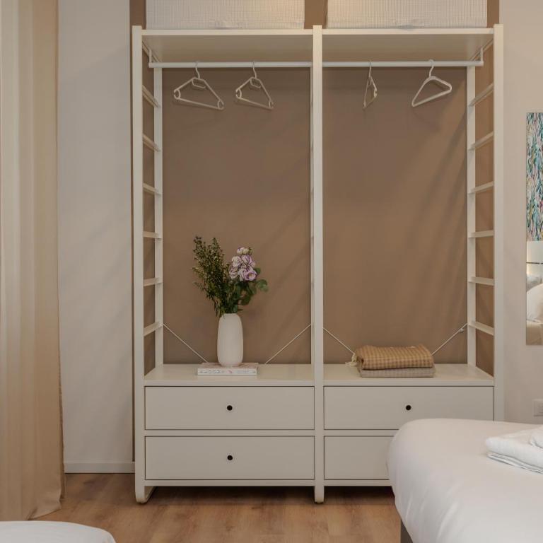 Family 3 - Two-Bedroom House - 12