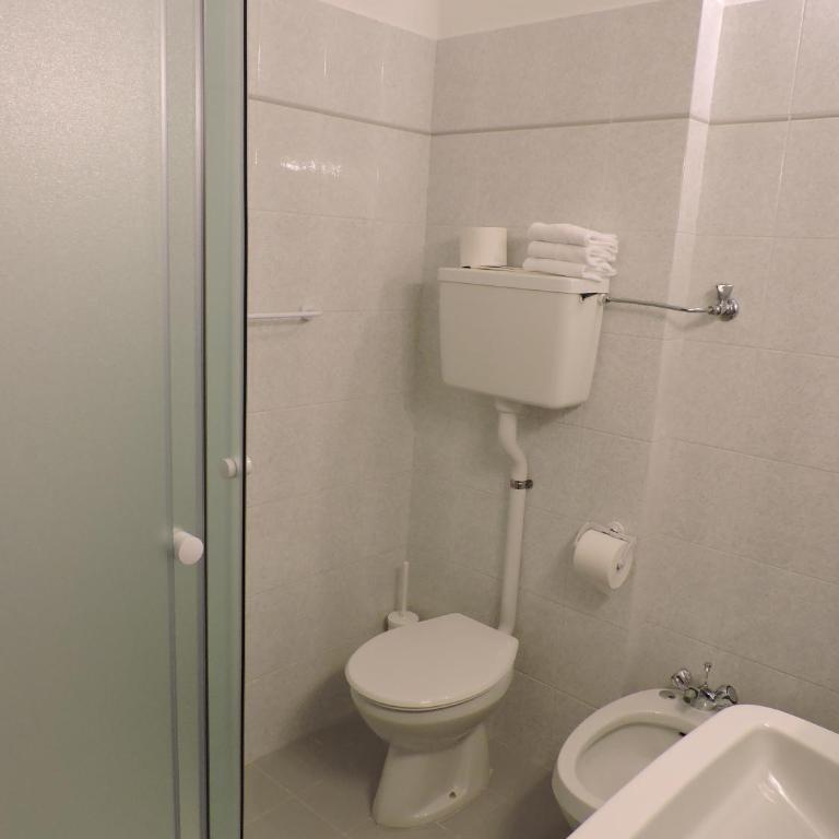 Hotel Zeni - Camera Tripla Standard - 2