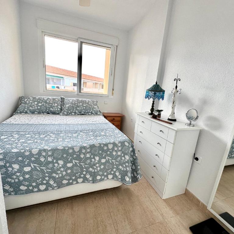Apartamento en La Manga, Vistas mar, Wifi, AA - Two-Bedroom Apartment - Oceanfront - 23
