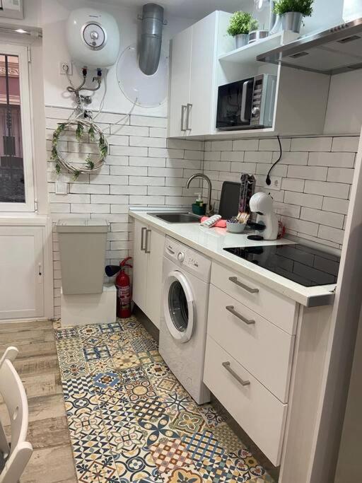 CITY SOL Madrid - One-Bedroom Apartment - 11