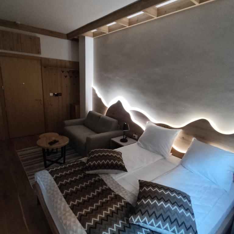 Apartments D035 & D032 in Aparthotel Vucko, Jahorina-private host - Studio with Sofa Bed - 15