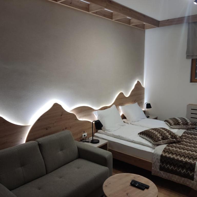 Apartments D035 & D032 in Aparthotel Vucko, Jahorina-private host - Studio with Sofa Bed - 19