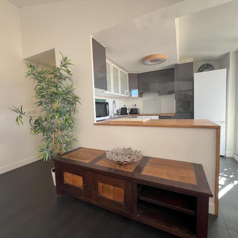 Hypercenter lovely duplex with Terrace CLIM WIFI - Appartamento con 4 Camere da Letto e Balcone - 18