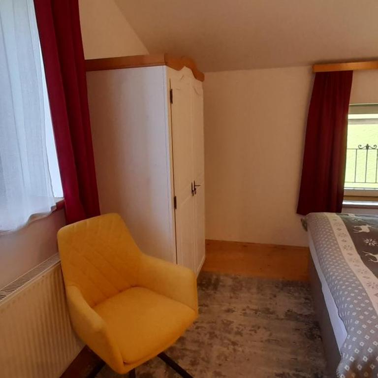 Ferienwohnung am Krausberghof mit Balkon und Parkplatz, 6 Fahrminuten zur Alpentherme Gastein und zur Schlossalmbahn - Apartment mit Blick auf die Berge - 18