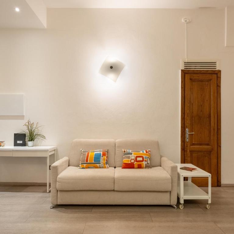 Keys of Italy - Pergola 19 - 1 Bdr Flat with inner courtyard - Appartamento - 19