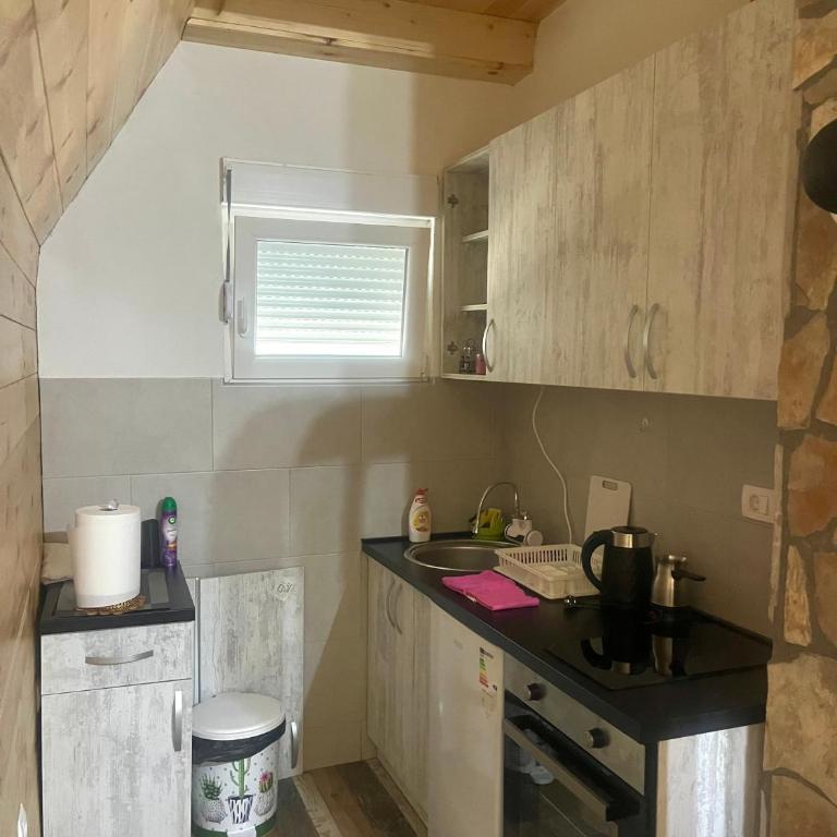 Villa Pejovic - Two-Bedroom House - 6