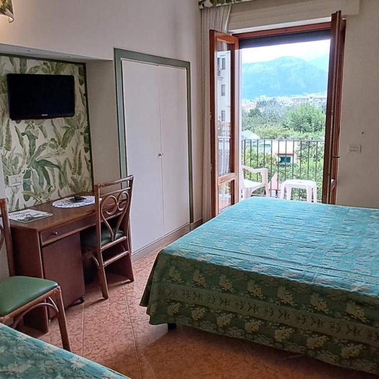 Hotel Girasole - Camera Tripla - 5