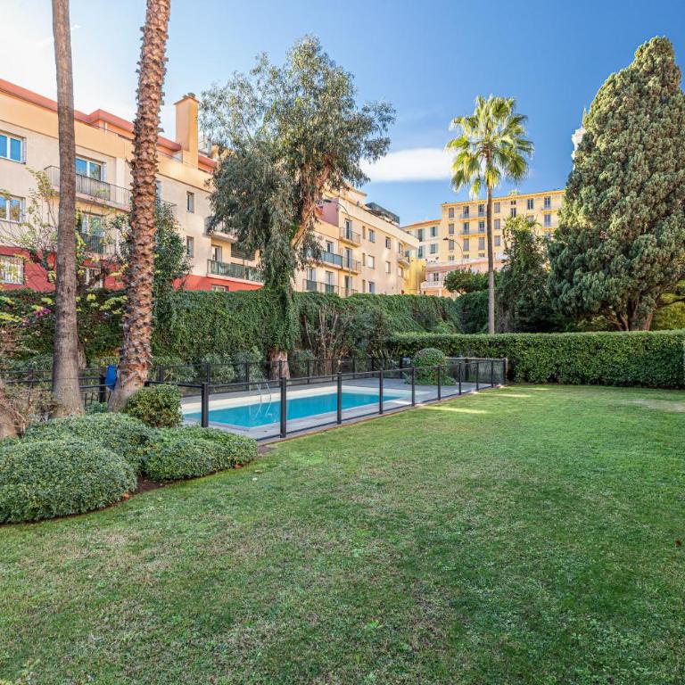Inter Superb Studio Piscine 5 min gare - Appartement avec Douche - 21