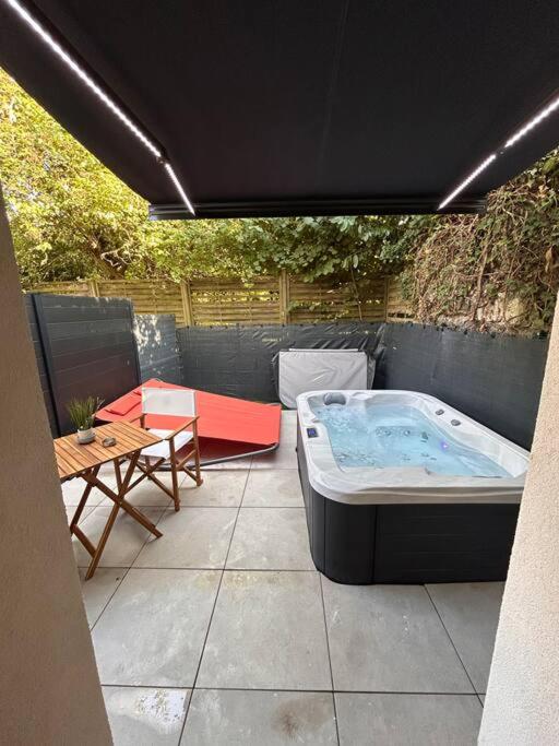Petit studio et son spa abrité - Apartamento de 1 dormitorio - 8
