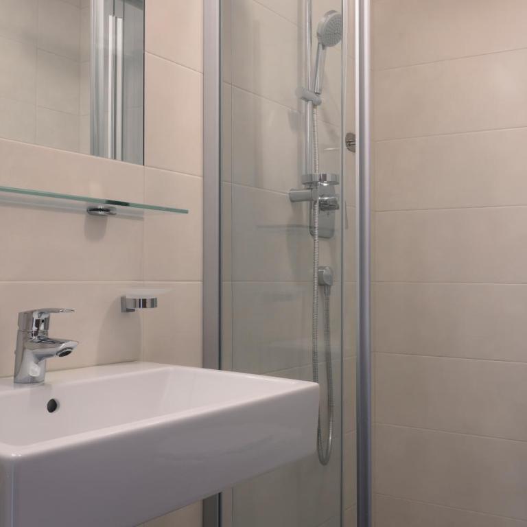 Apart Jägerheim - Apartment mit 1 Schlafzimmer und Balkon - 8