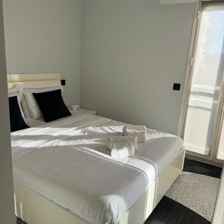 3 pièces avec vue mer à 5 min de la gare et 10 min du centre - Appartement 2 Chambres - 2