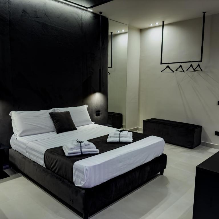 SUPREME Suite&Spa - Camera King con Vasca Idromassaggio - 2