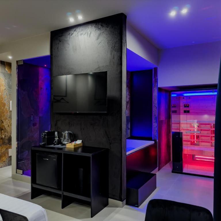 SUPREME Suite&Spa - Camera King con Vasca Idromassaggio - 3